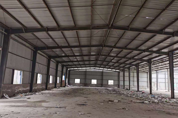 鋼結(jié)構(gòu)預(yù)制養(yǎng)殖牛棚